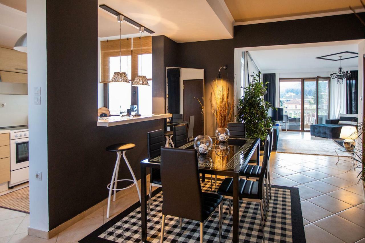 Villa Deluxe Sight Янина Екстериор снимка