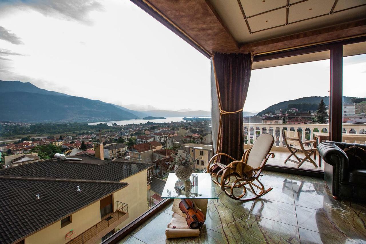Villa Deluxe Sight Янина Екстериор снимка